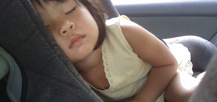 child, sleeping, car seat